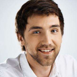 Profile picture for user Adams Christopher